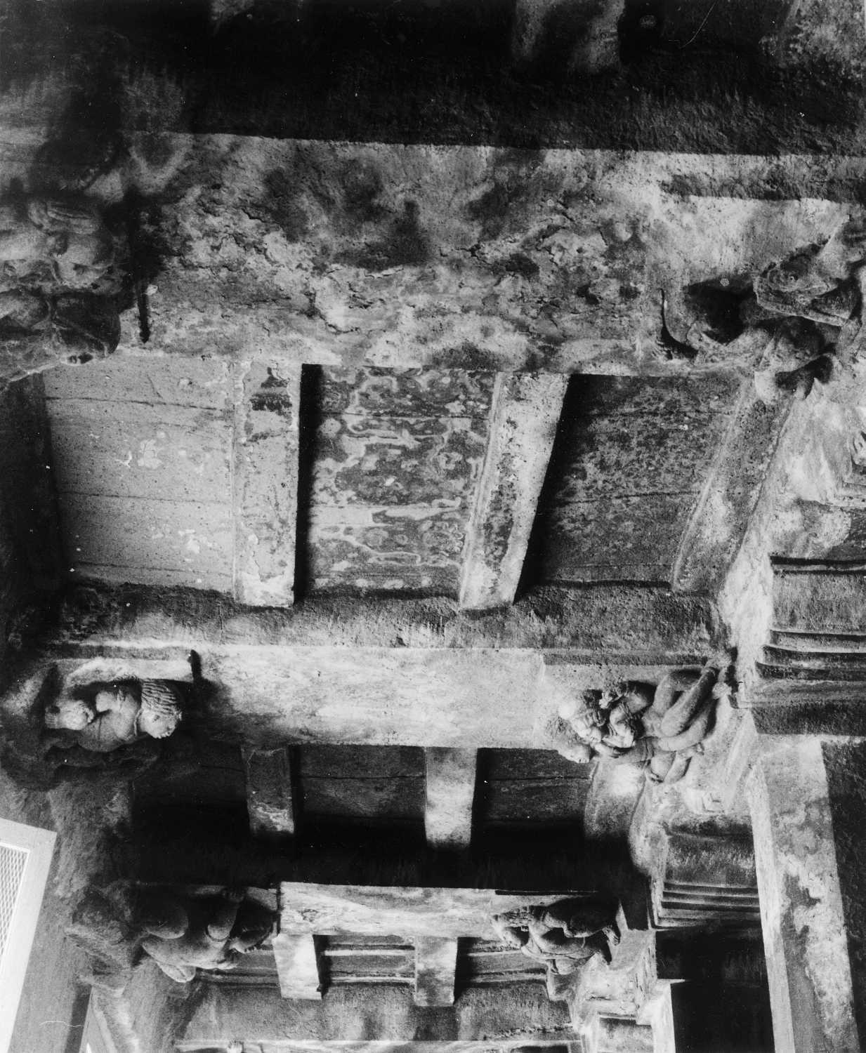 Cave 16, Ajanta, Aurangabad, Maharashtra