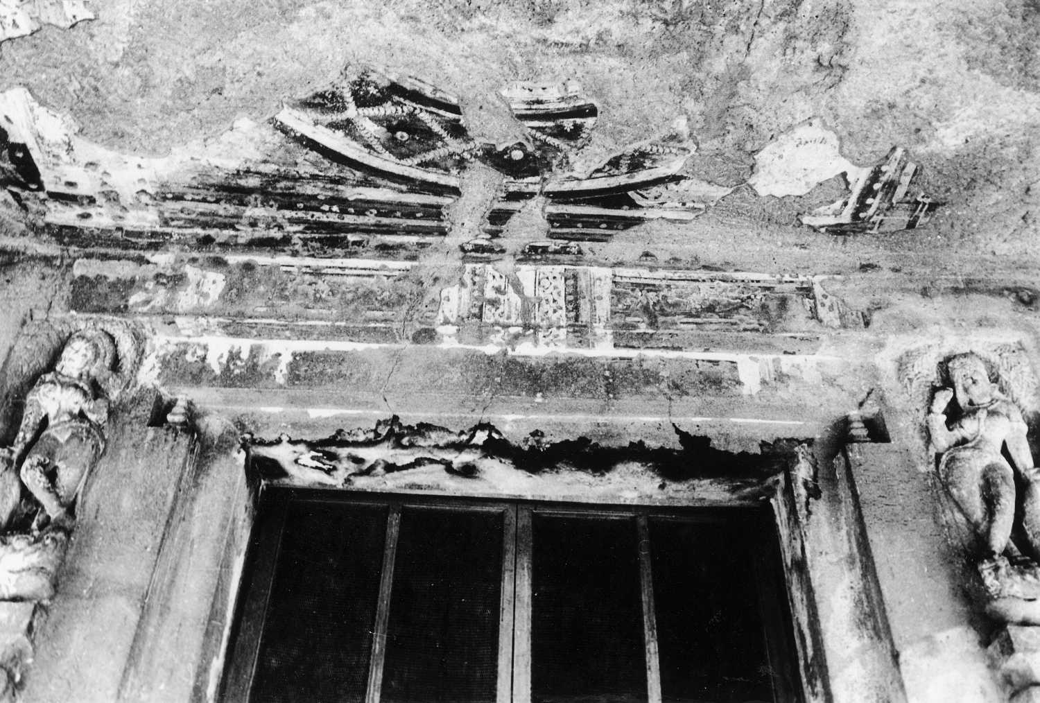 Cave 16, Ajanta, Aurangabad, Maharashtra