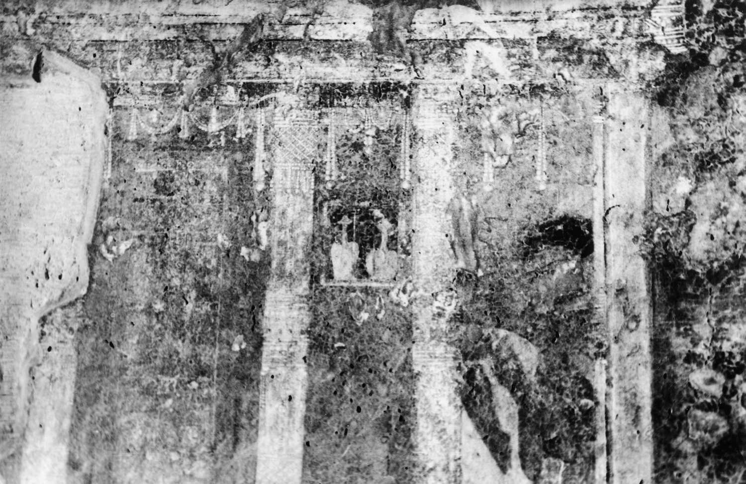 Cave 16, Ajanta, Aurangabad, Maharashtra