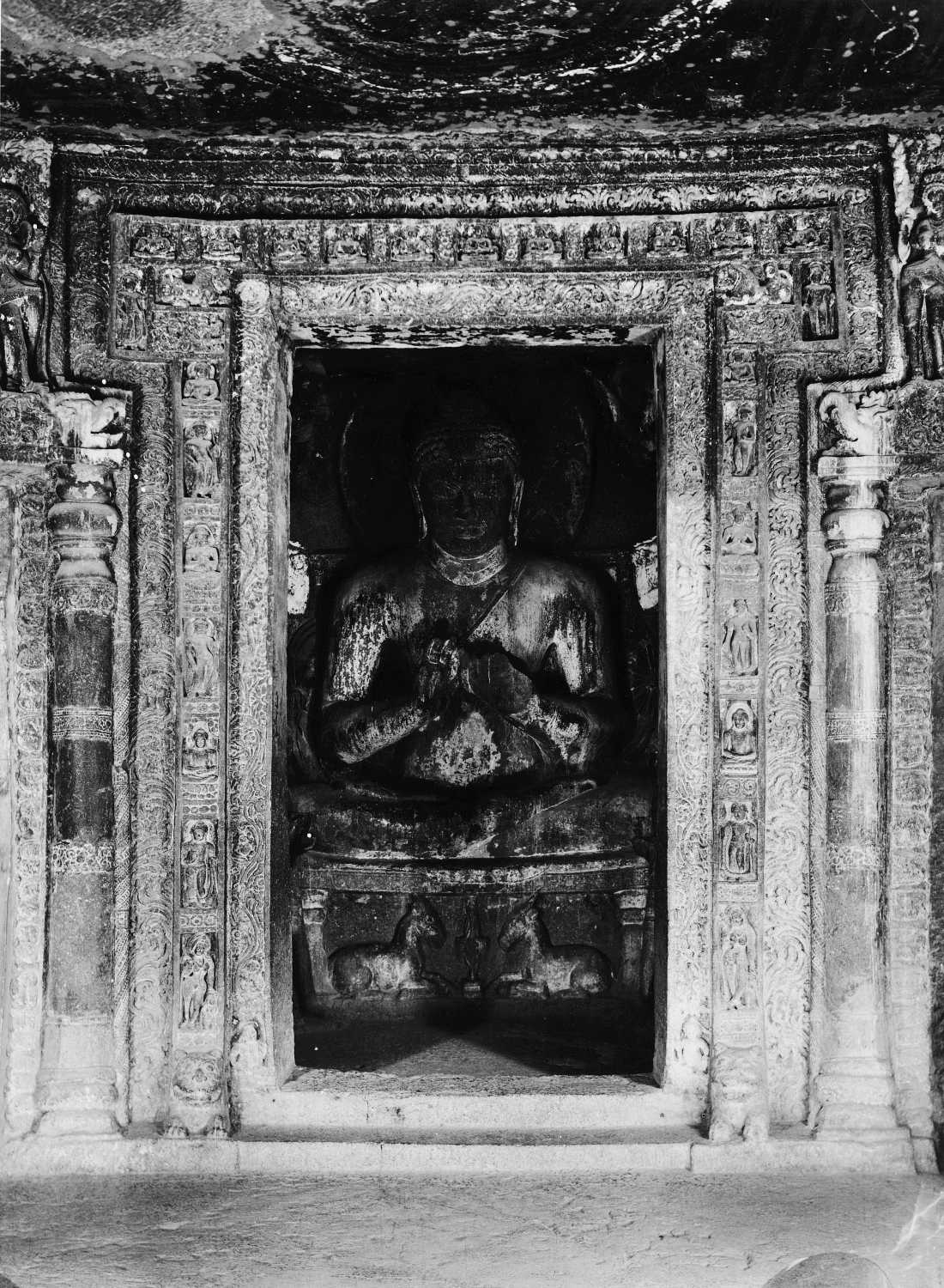 Cave 17, Ajanta, Aurangabad, Maharashtra