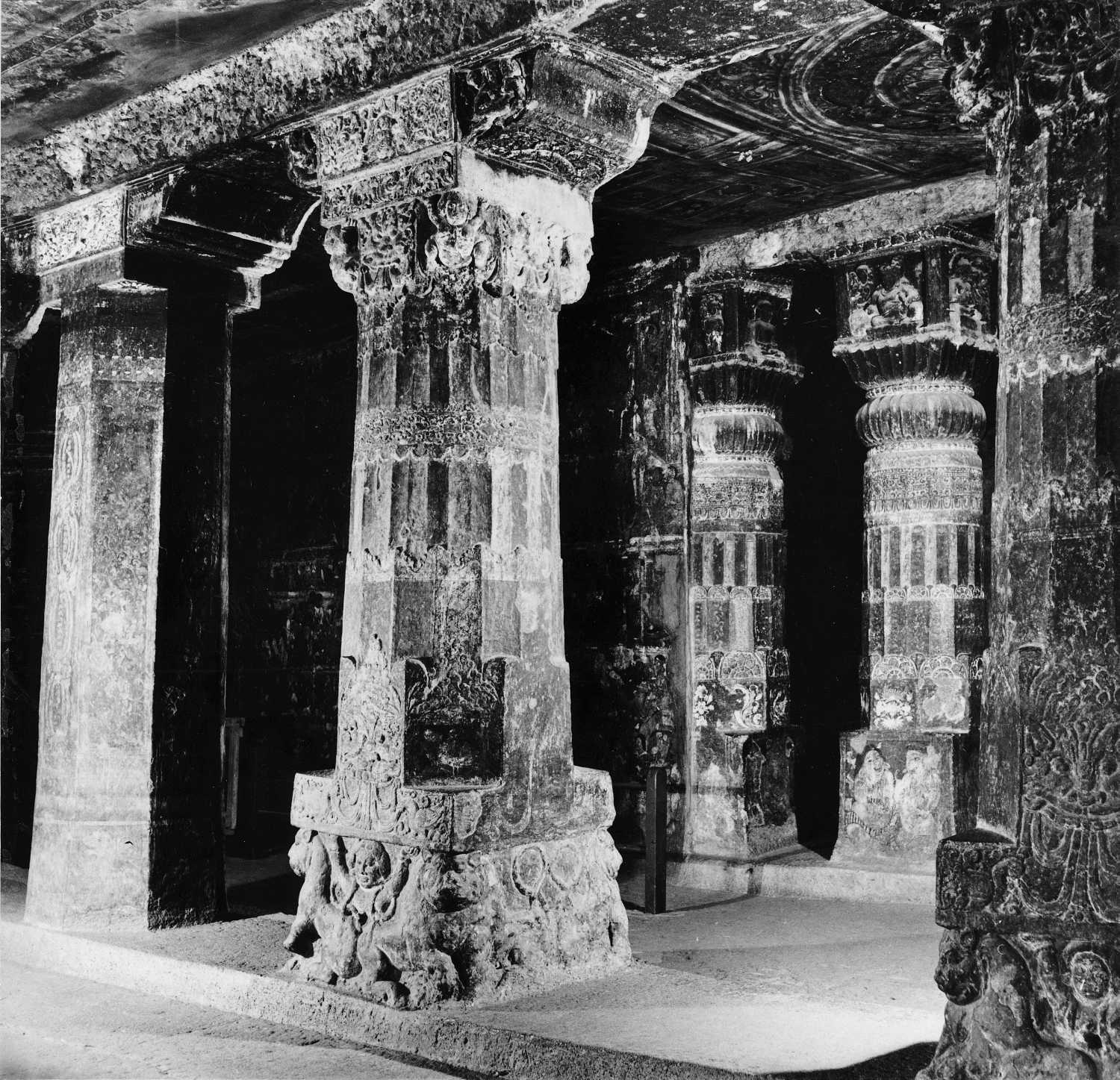 Cave 17, Ajanta, Aurangabad, Maharashtra