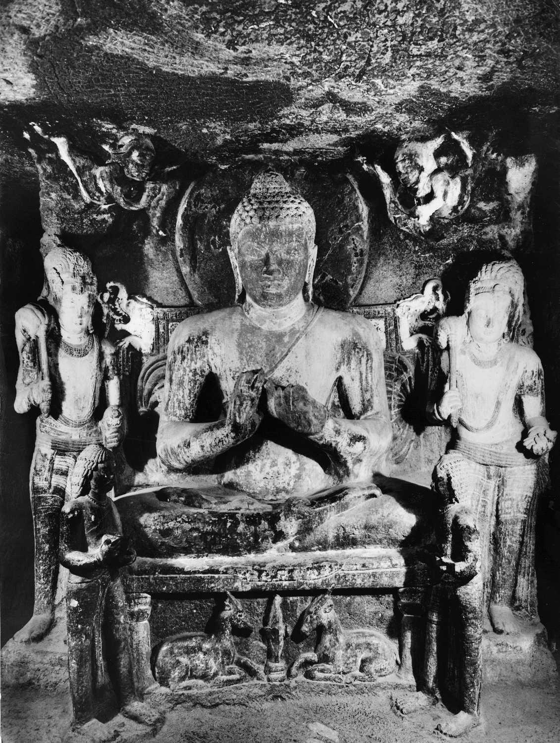 Cave 17, Ajanta, Aurangabad, Maharashtra