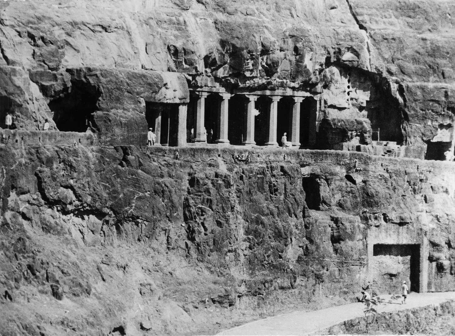 Cave 17, Ajanta, Aurangabad, Maharashtra