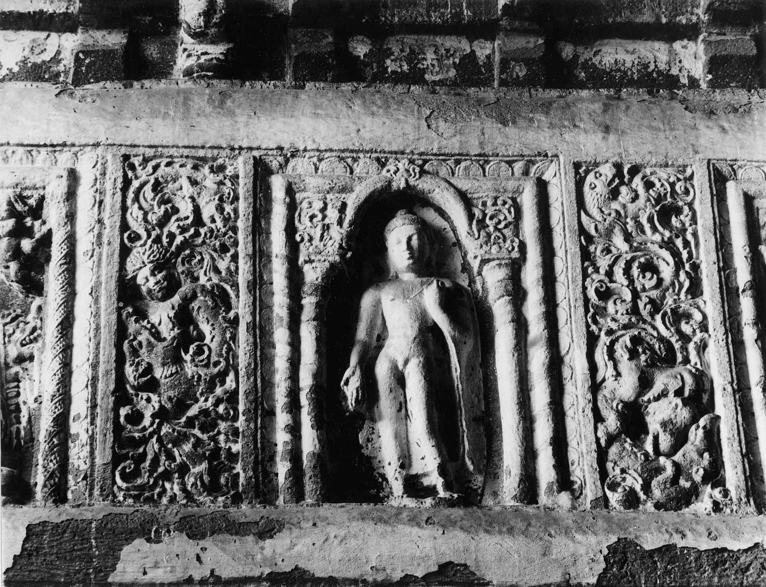 Cave 19, Ajanta, Aurangabad, Maharashtra