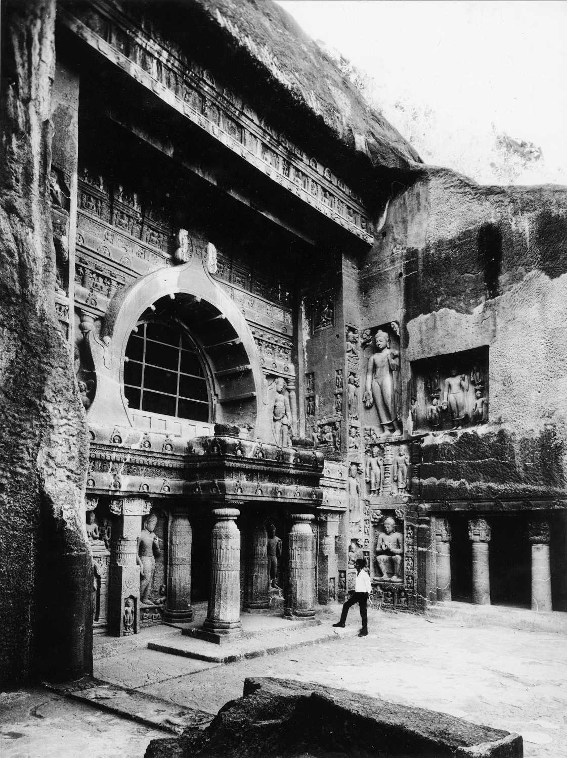 Cave 19, Ajanta, Aurangabad, Maharashtra