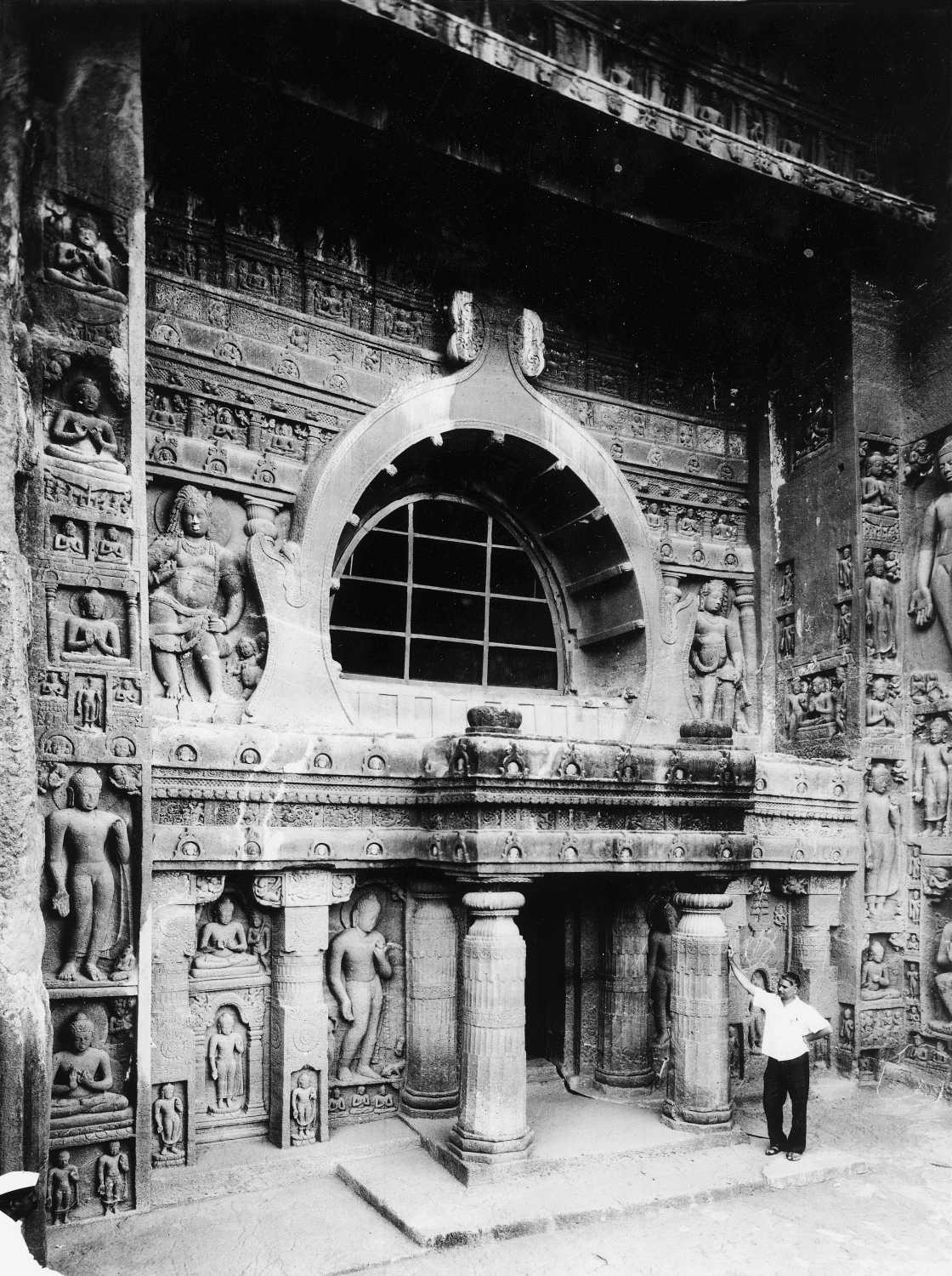 Cave 19, Ajanta, Aurangabad, Maharashtra
