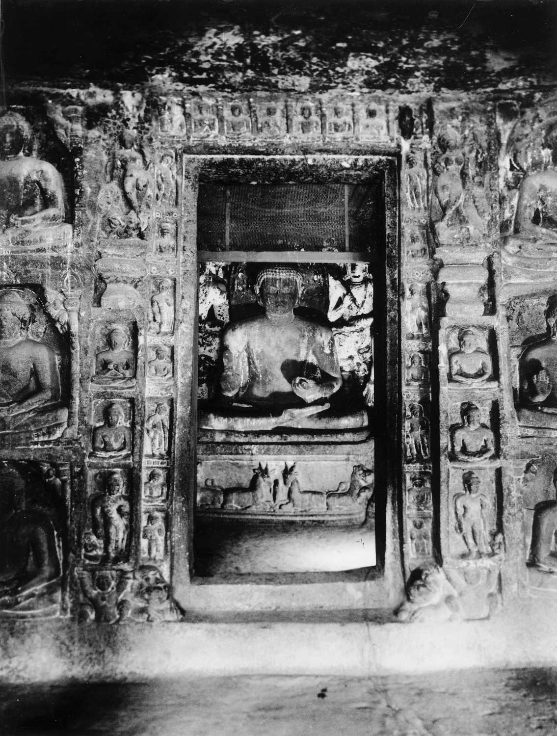 Cave 07, Ajanta, Aurangabad, Maharashtra