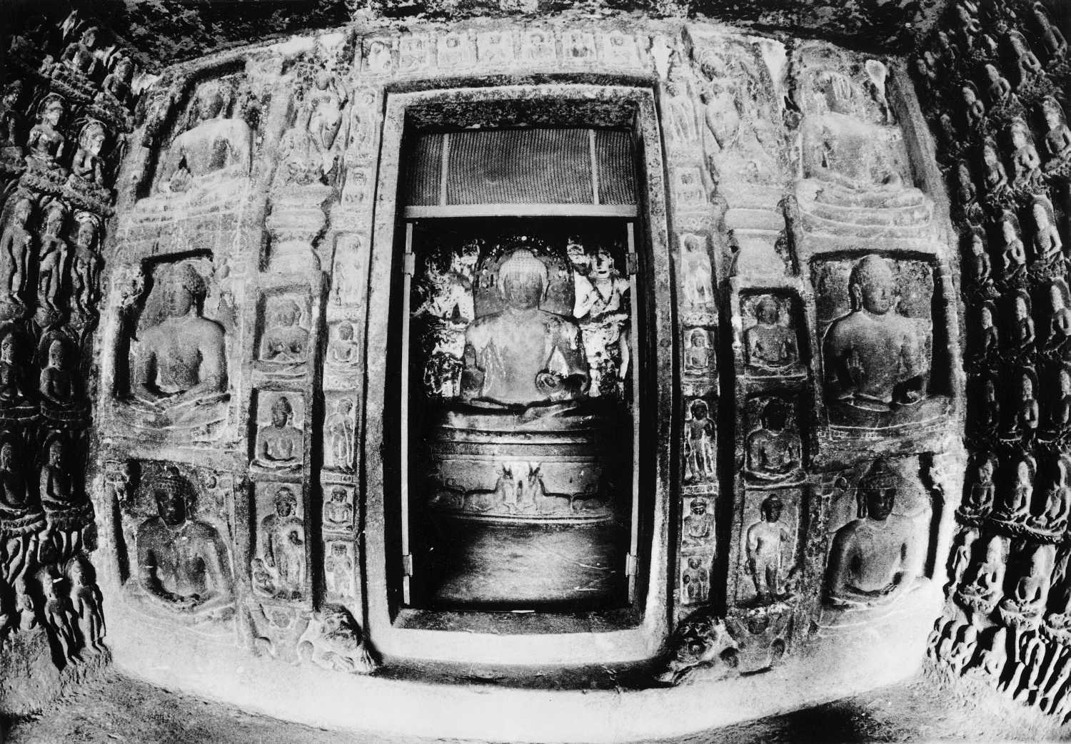 Cave 07, Ajanta, Aurangabad, Maharashtra