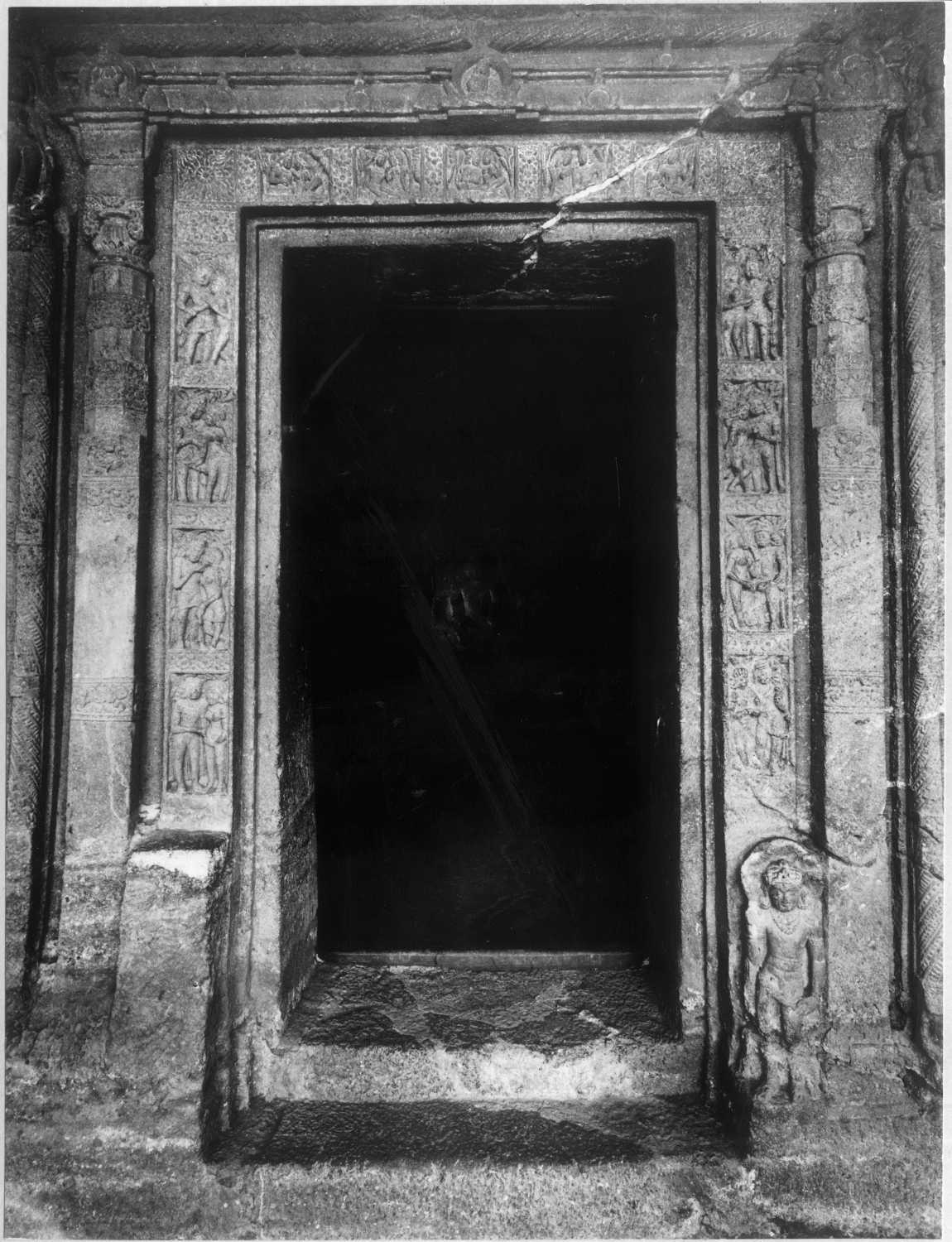 Cave 22, Ajanta, Aurangabad, Maharashtra