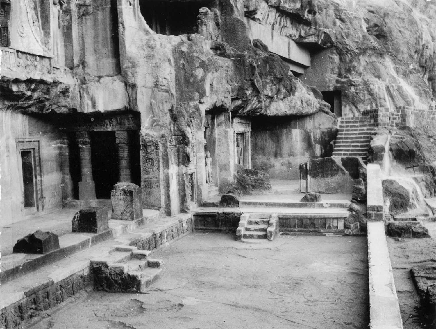 Cave 26, Ajanta, Aurangabad, Maharashtra
