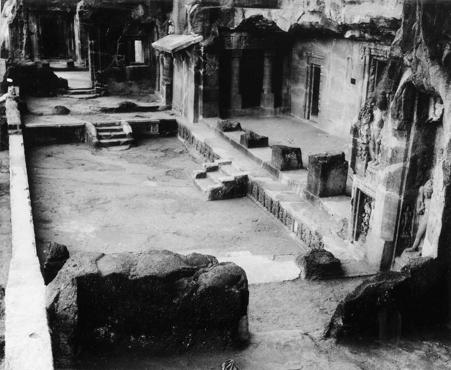Cave 26, Ajanta, Aurangabad, Maharashtra