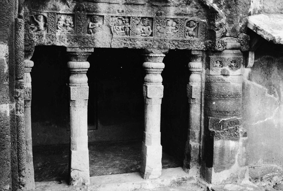 Cave 27, Ajanta, Aurangabad, Maharashtra