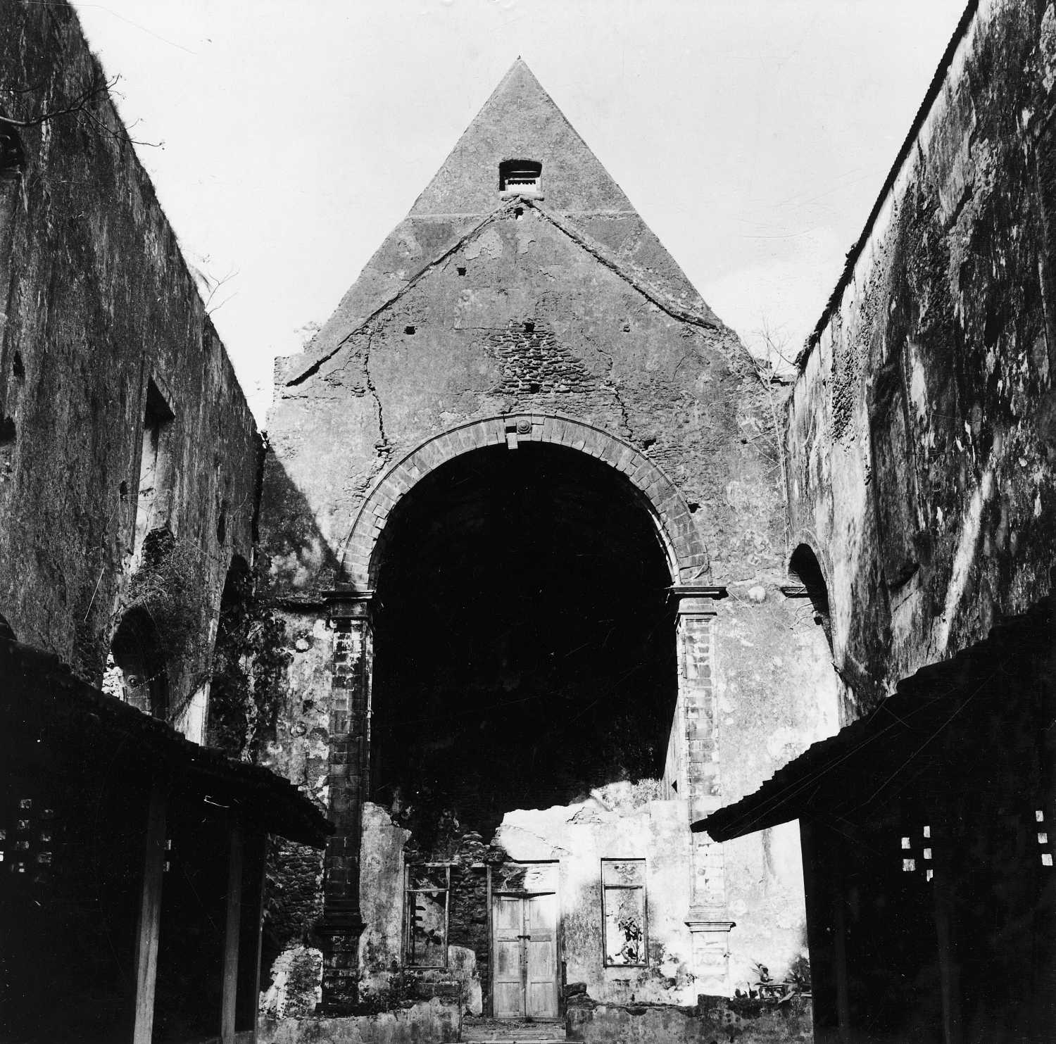 Daman Fort, Baroque Architecture, Daman & Diu