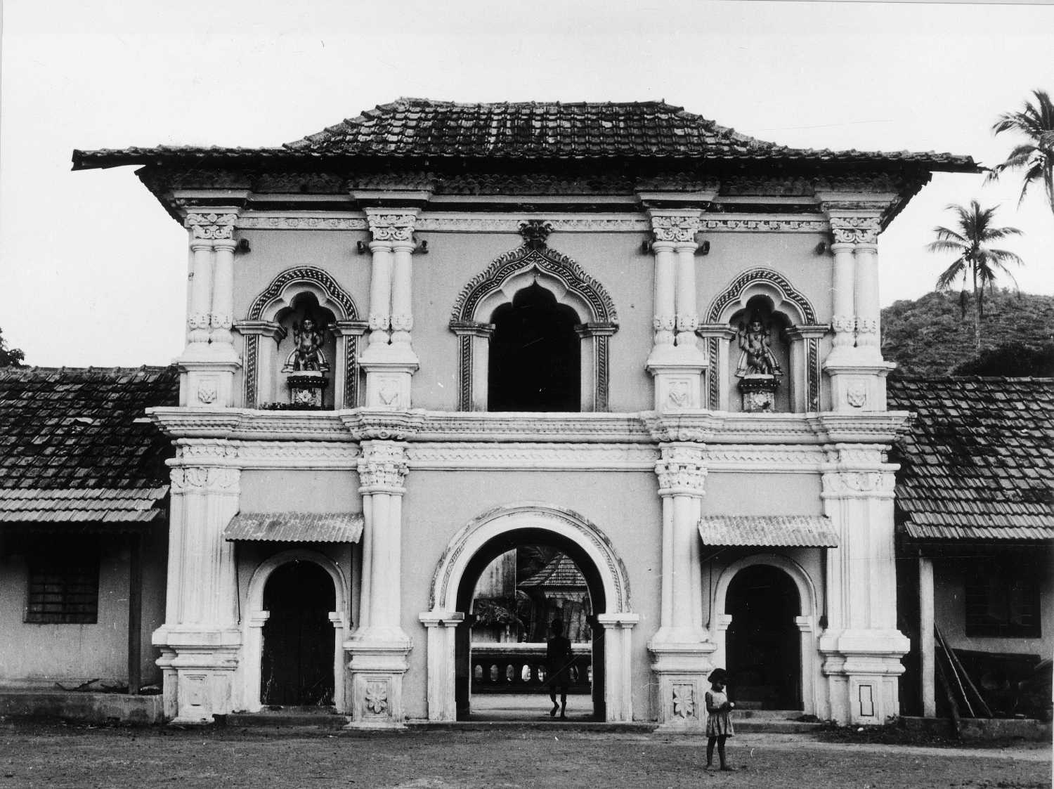 Siroda, Baroque Architecture, Goa