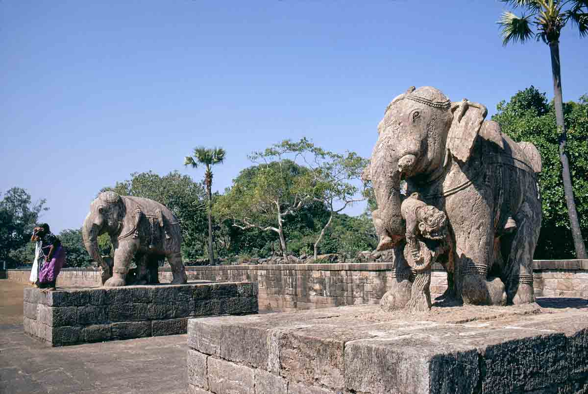 ACSAA Digital Images (Monuments)