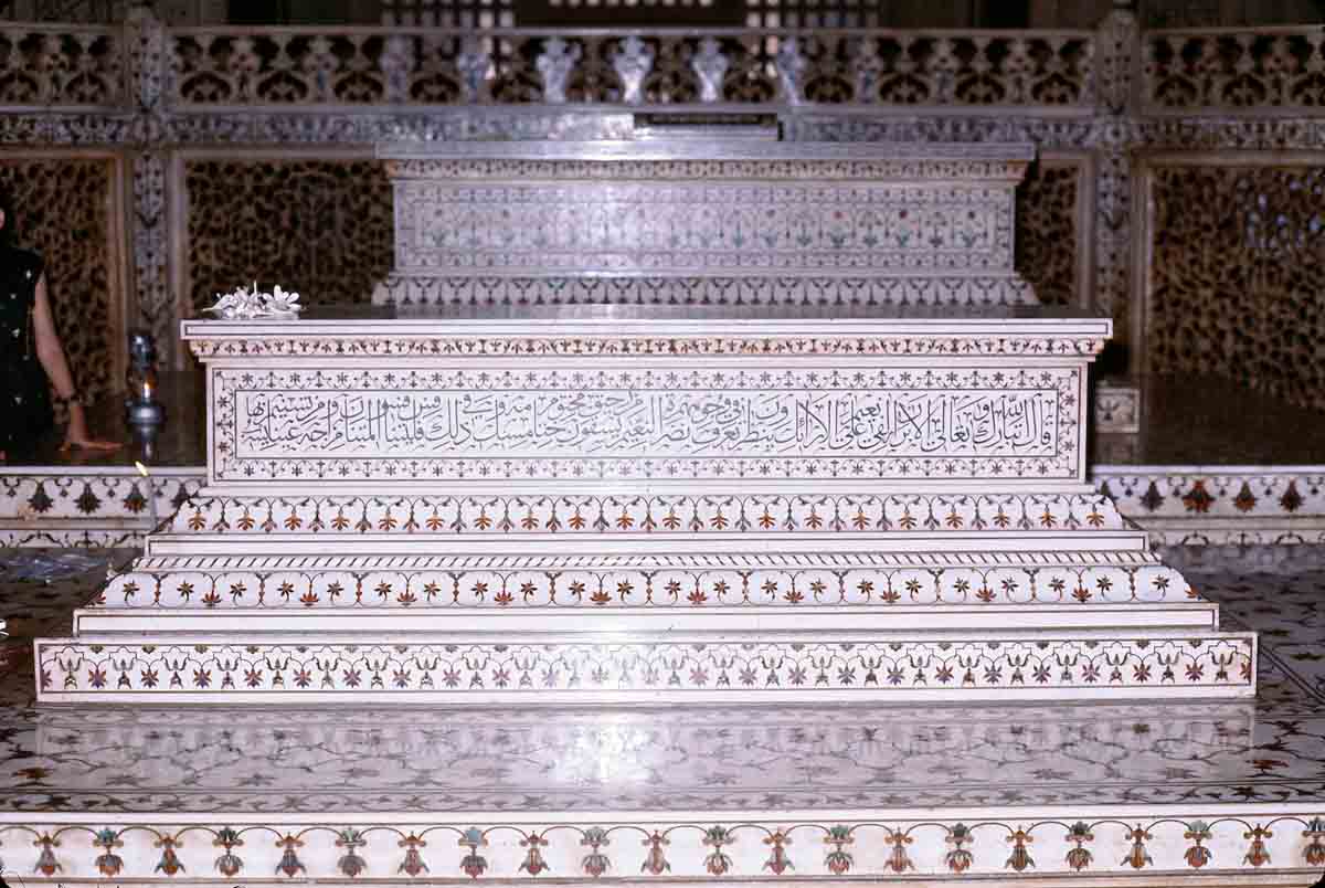 ACSAA Digital Images (Monuments)