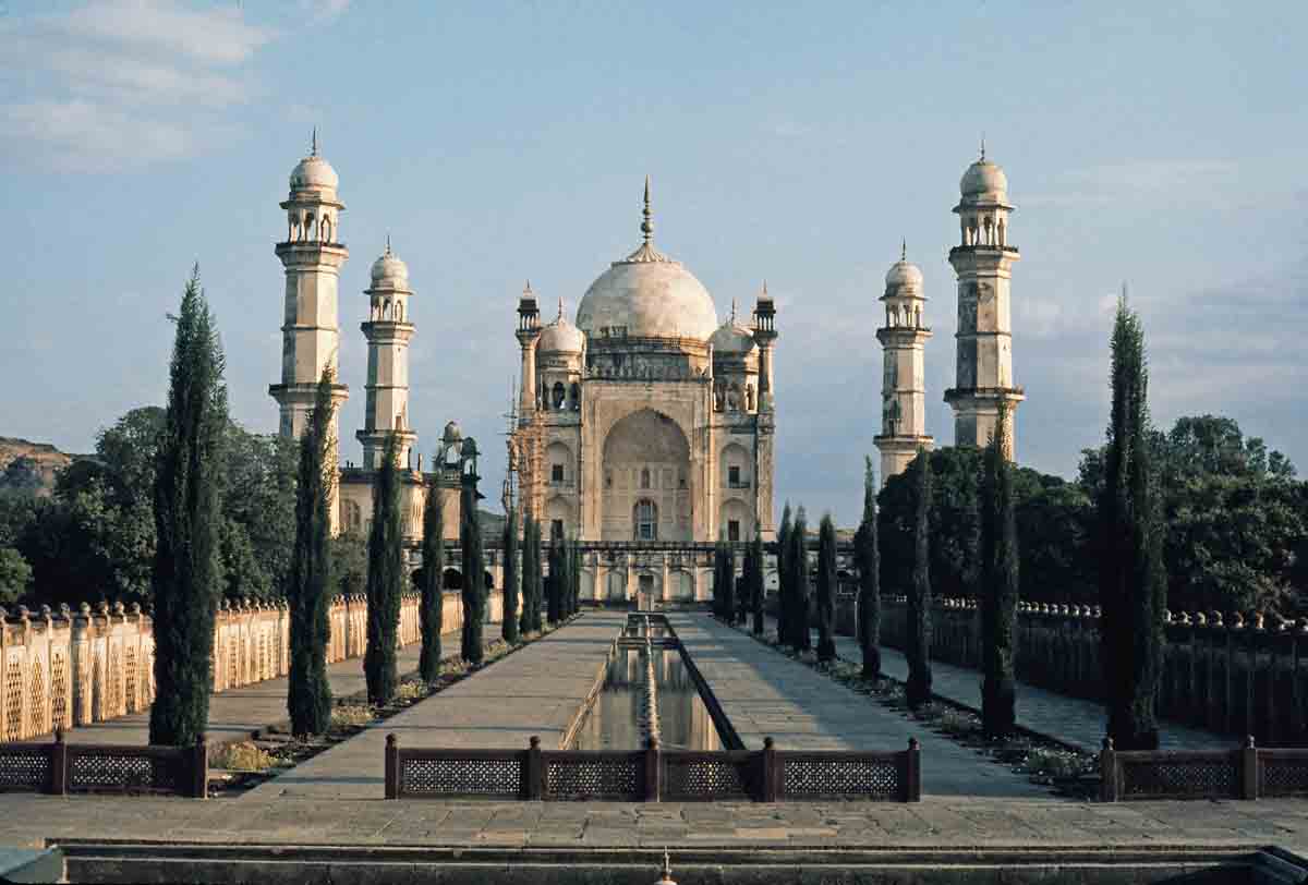 ACSAA Digital Images (Monuments)