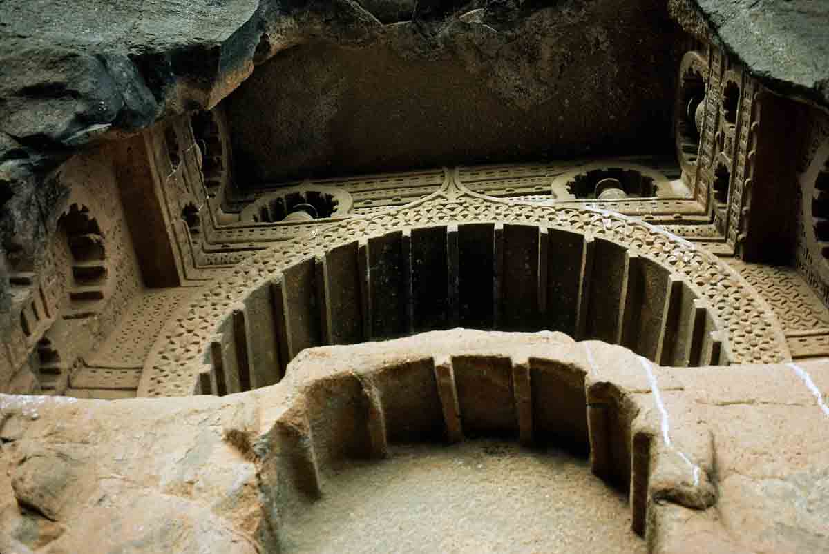 ACSAA Digital Images (Monuments)