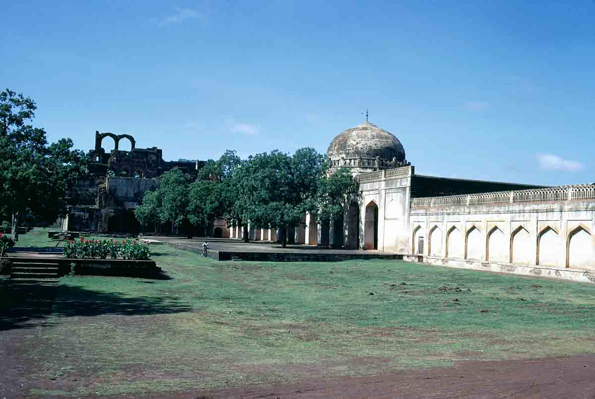 ACSAA Digital Images (Monuments)