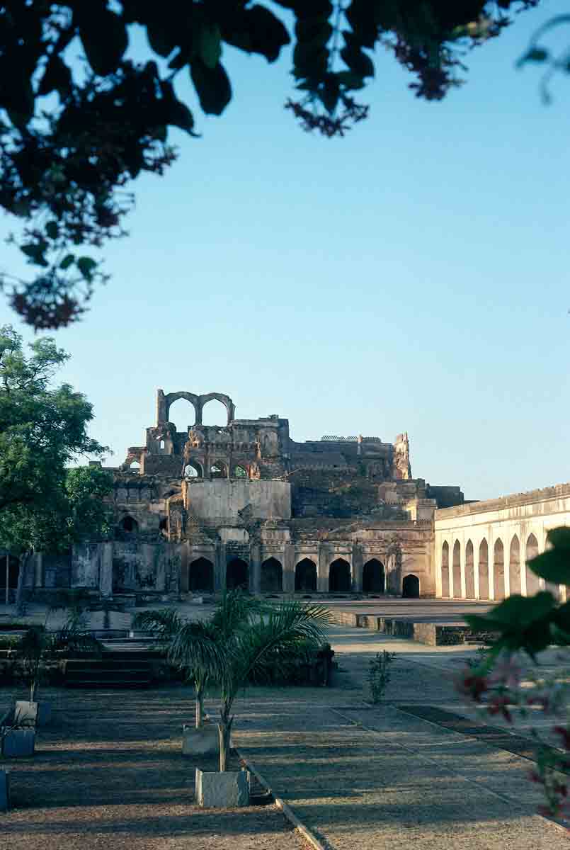 ACSAA Digital Images (Monuments)