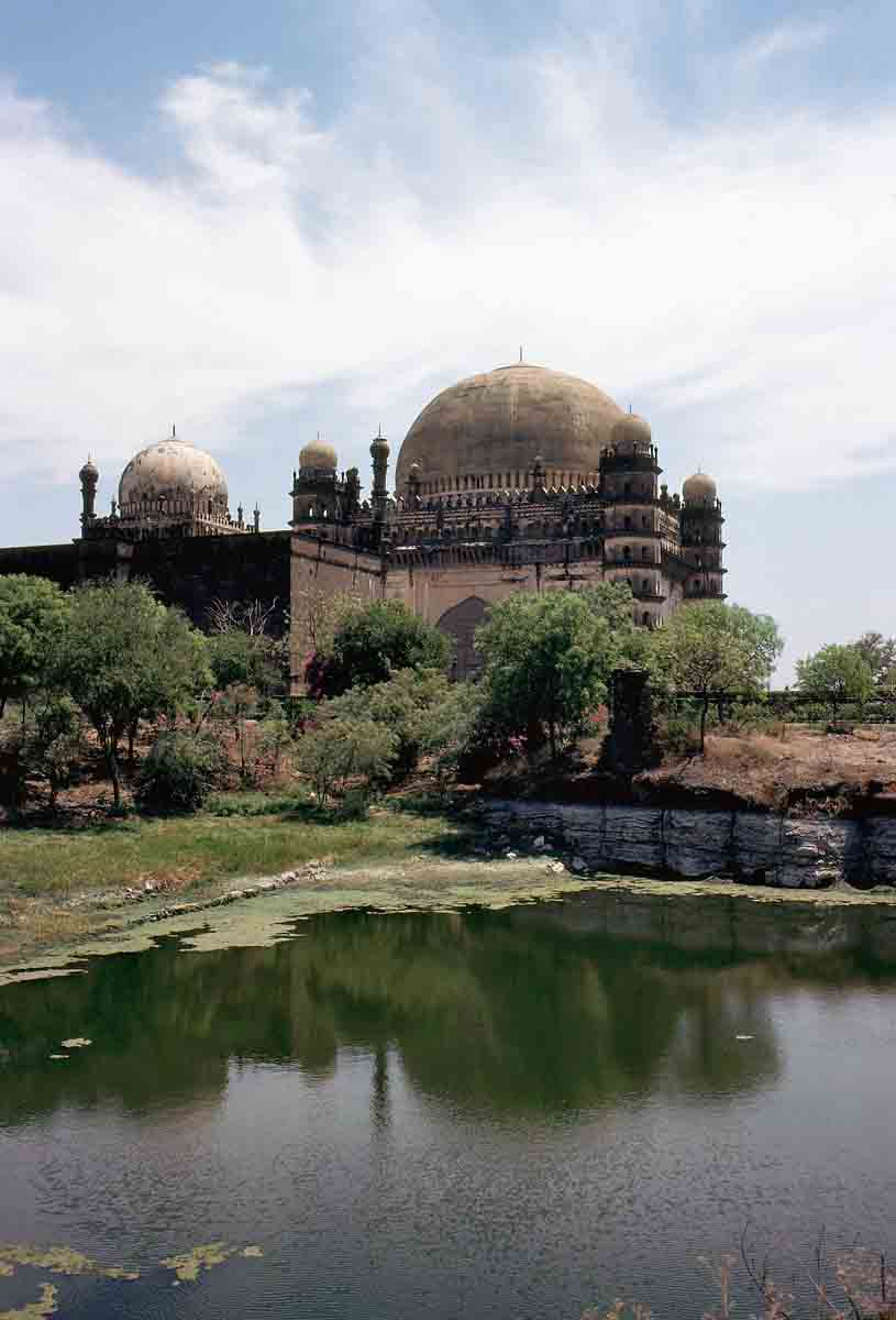 ACSAA Digital Images (Monuments)