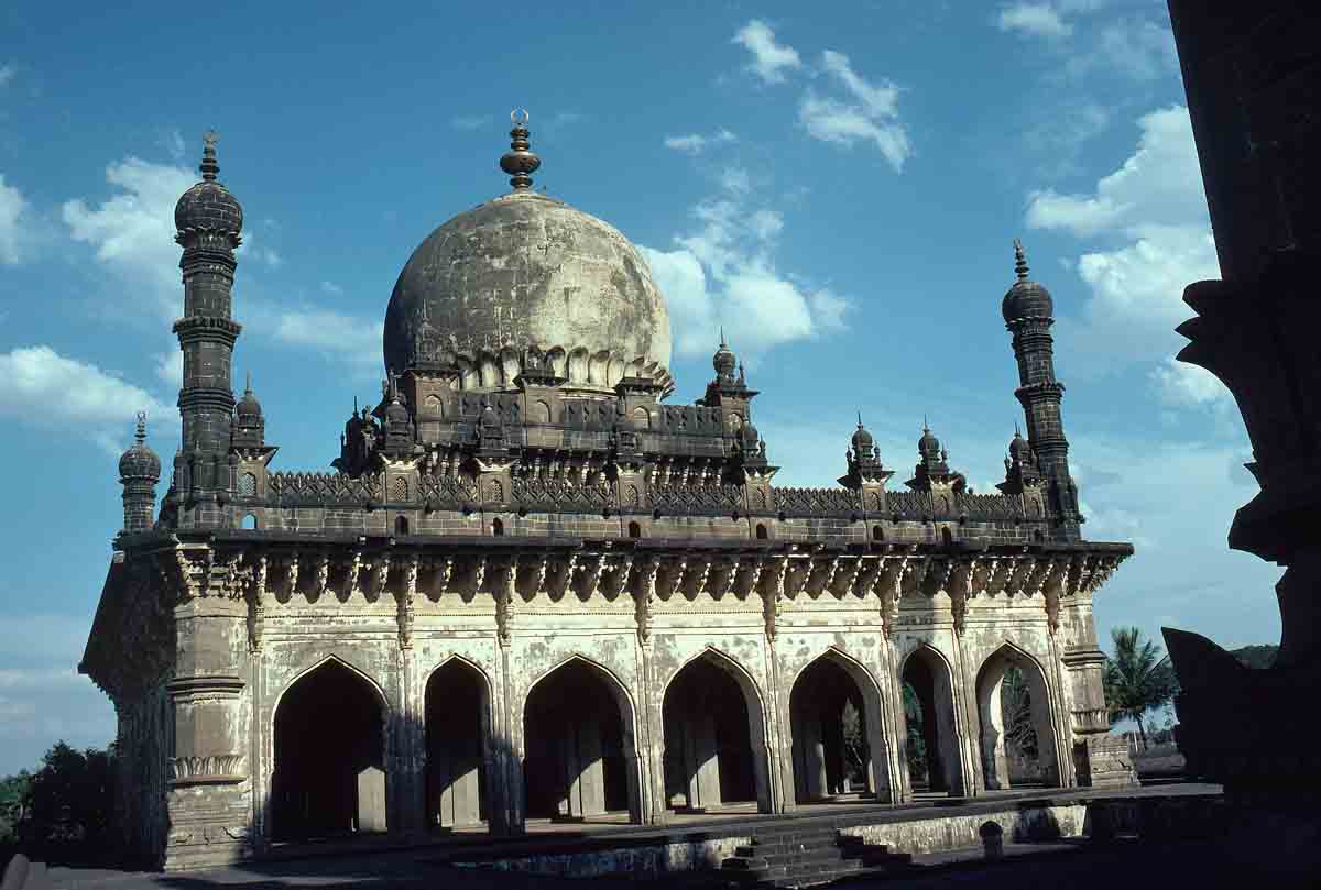 ACSAA Digital Images (Monuments)