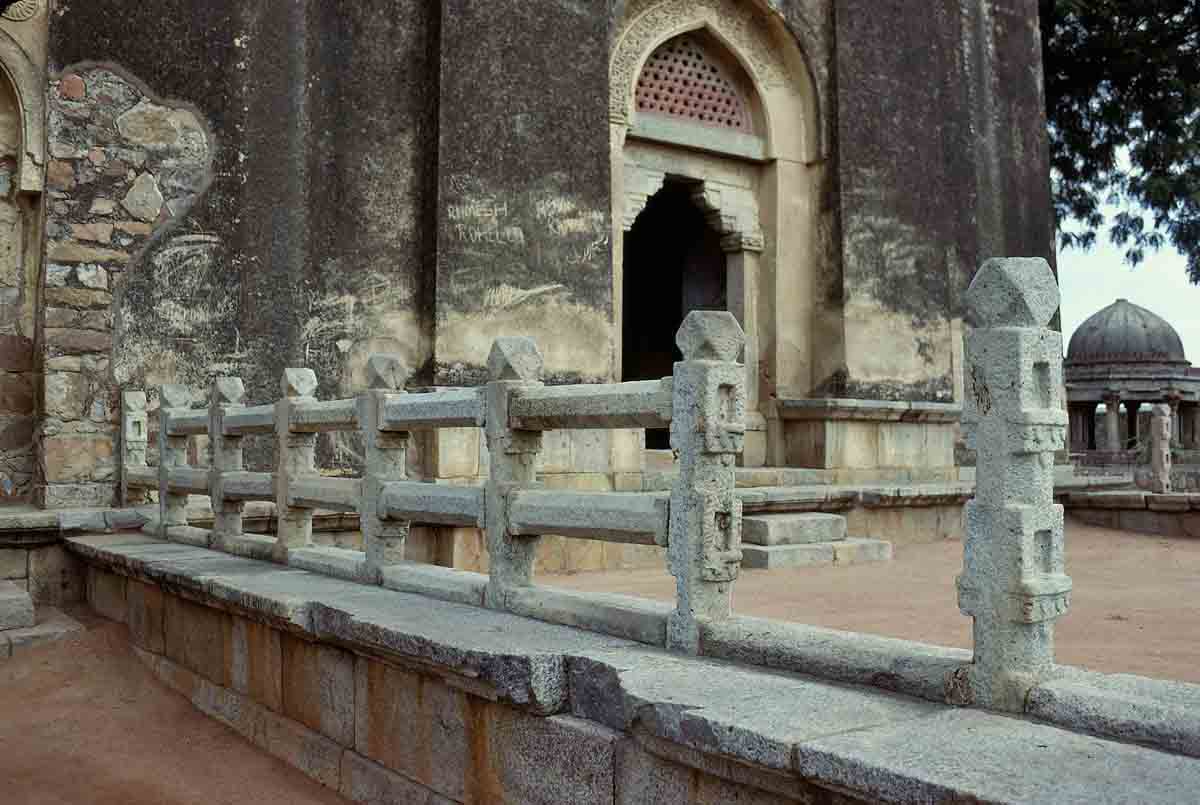 ACSAA Digital Images (Monuments)