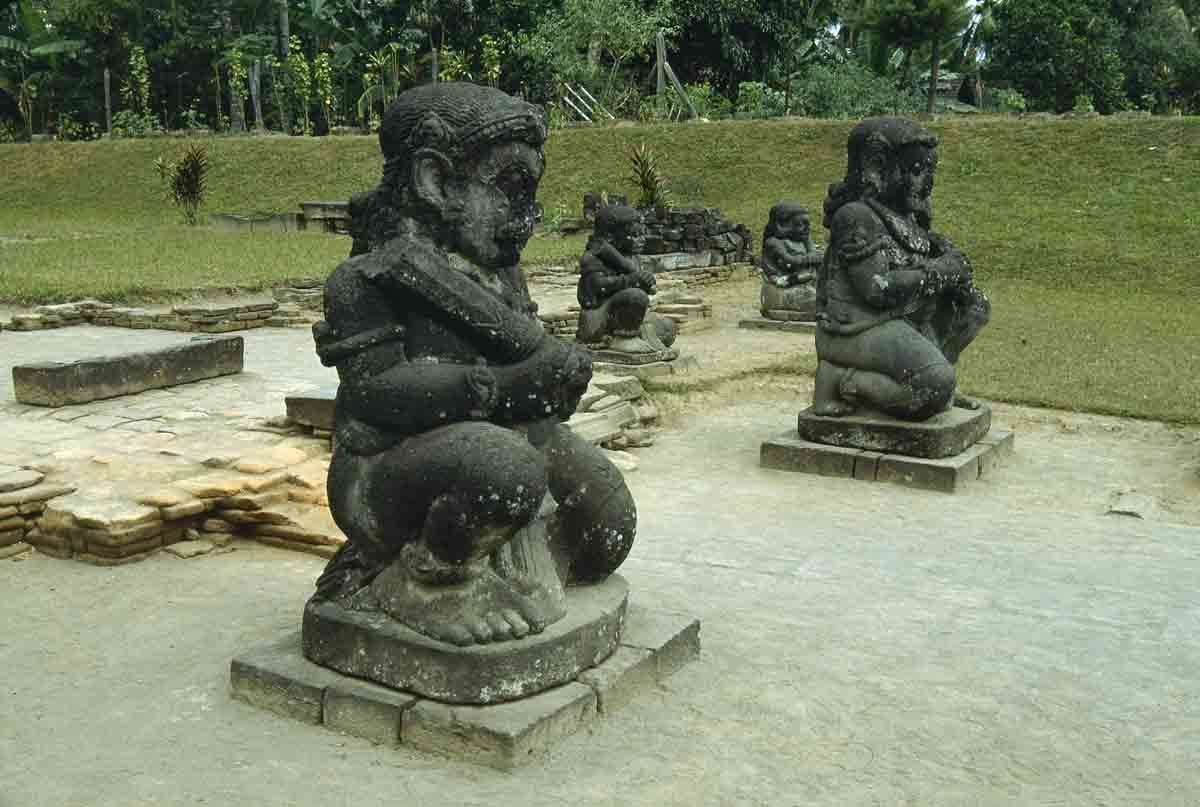 ACSAA Digital Images (Monuments)