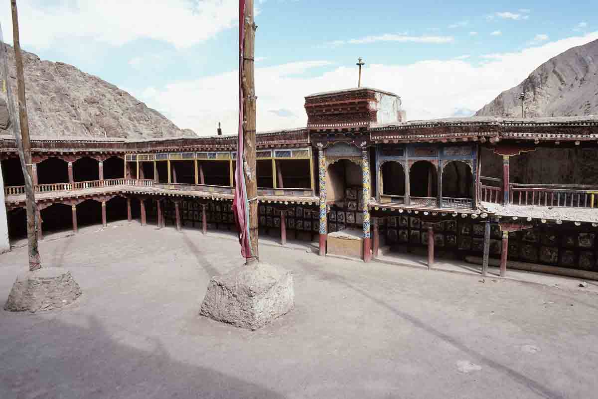 ACSAA Digital Images (Monuments)