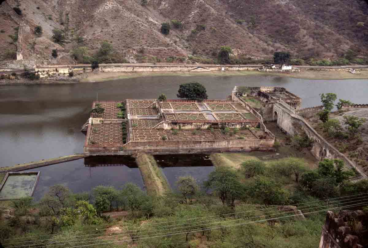 ACSAA Digital Images (Monuments)