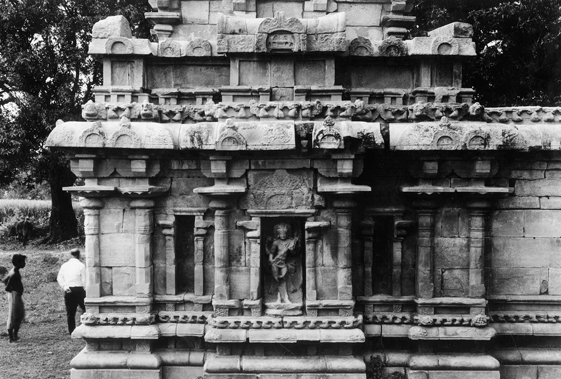 Cadaiyar Kovil, Tiruchchenampundi, Tiruchirapalli, Tamil Nadu