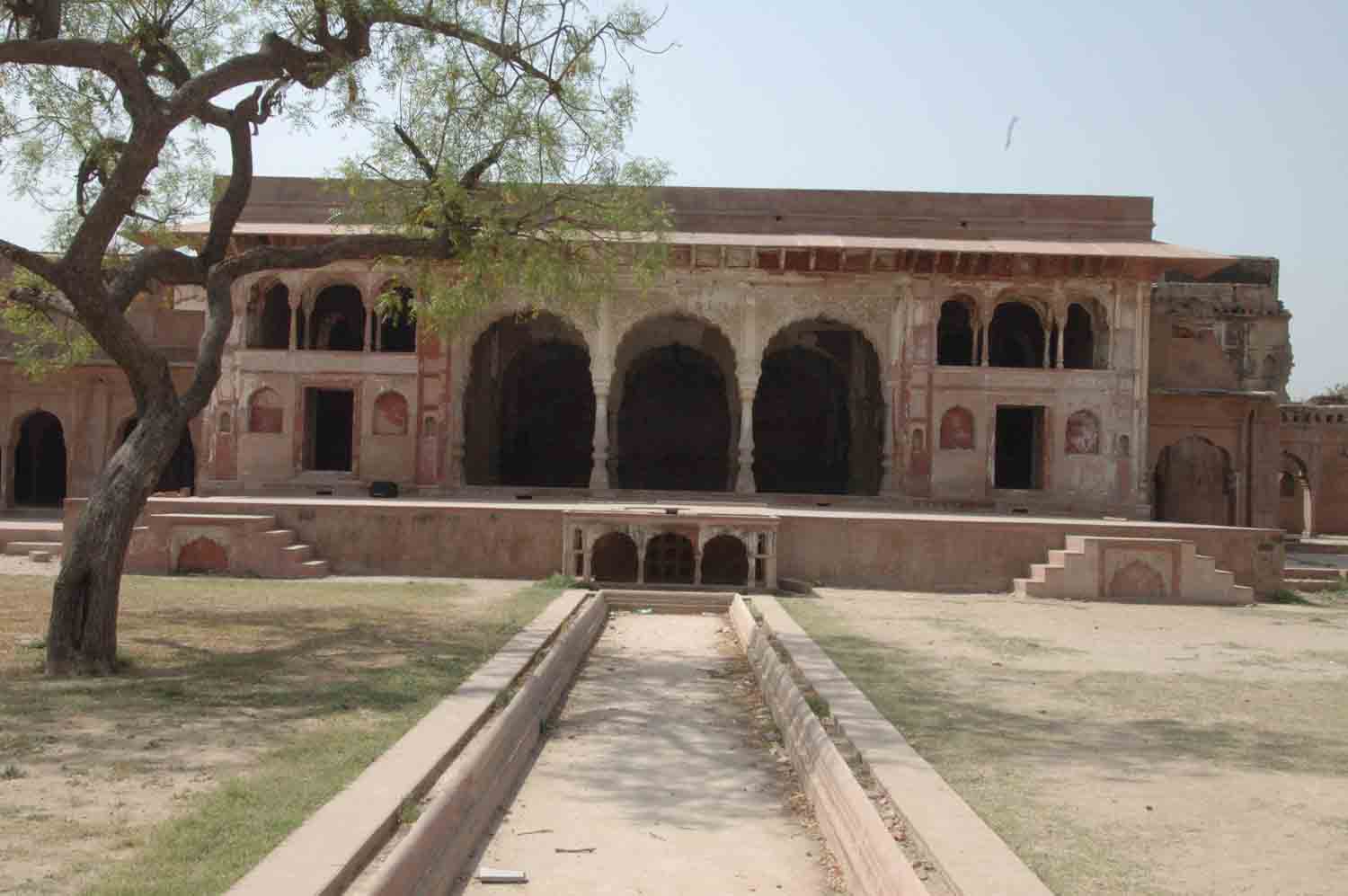 Sheesh Mahal, Farrukhnagar, Gurgaon, Haryana