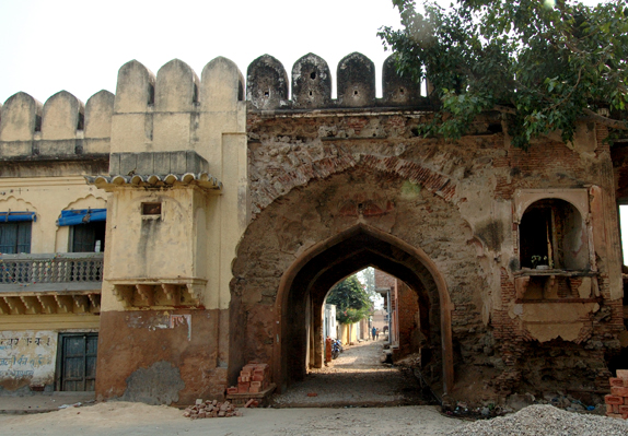 Tope Dwar, Farrukhnagar, Gurgaon, Haryana