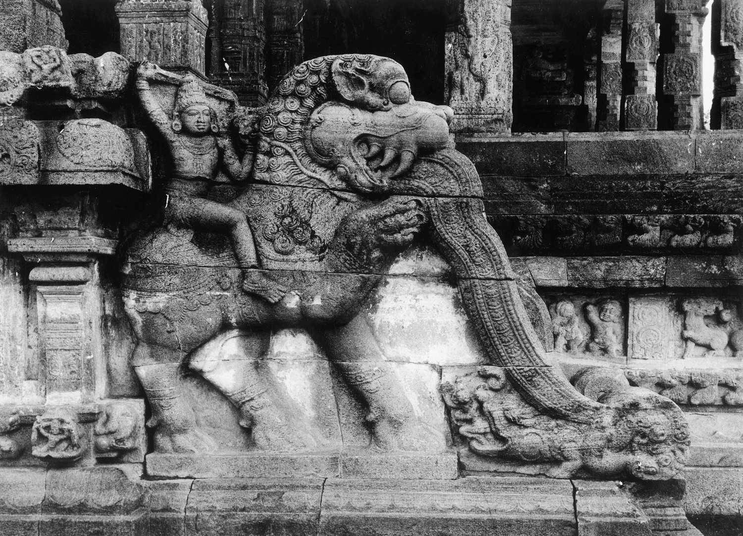 Airavatesvara temple complex, Darasuram, Tamil Nadu