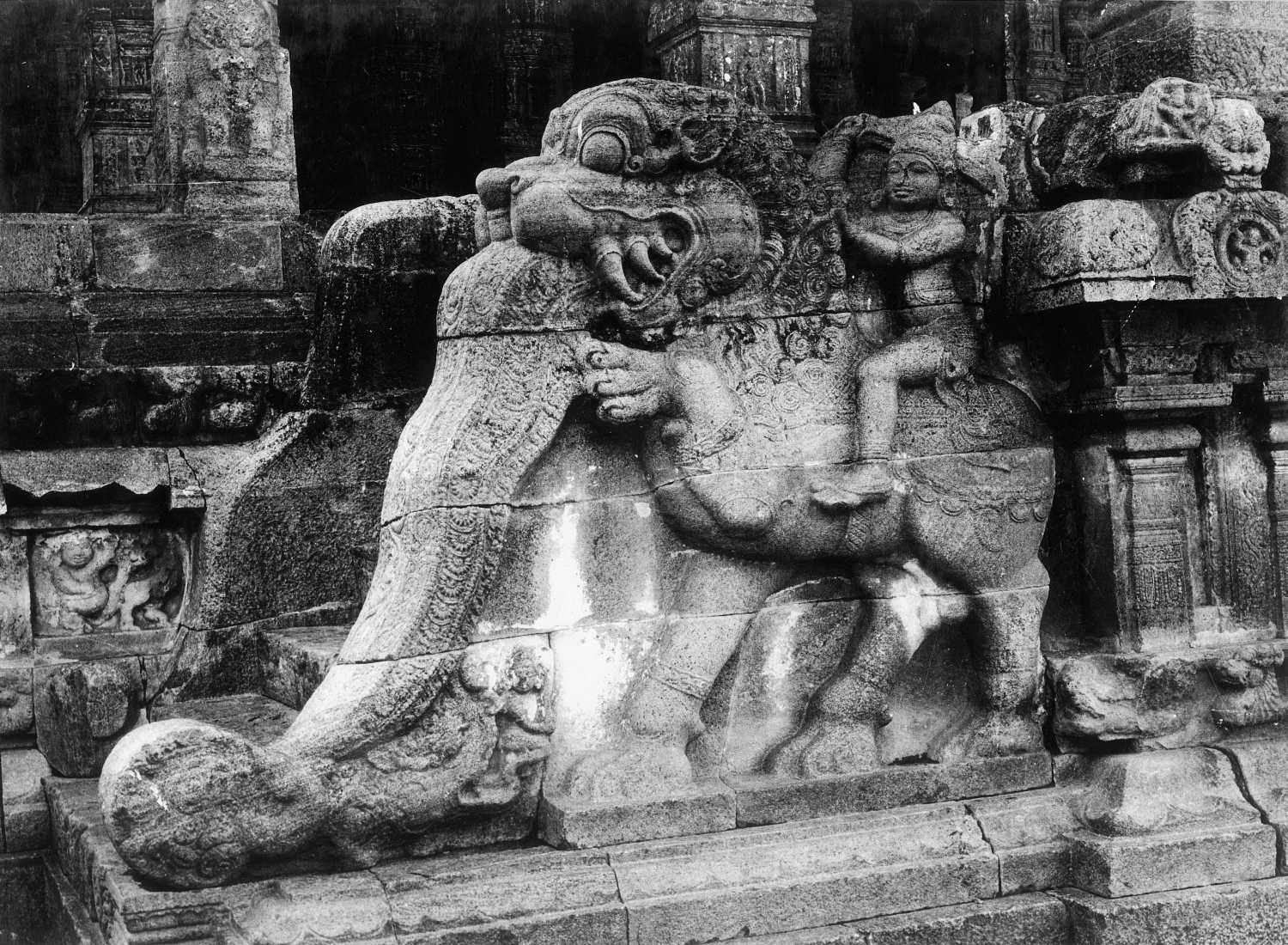Airavatesvara temple complex, Darasuram, Tamil Nadu