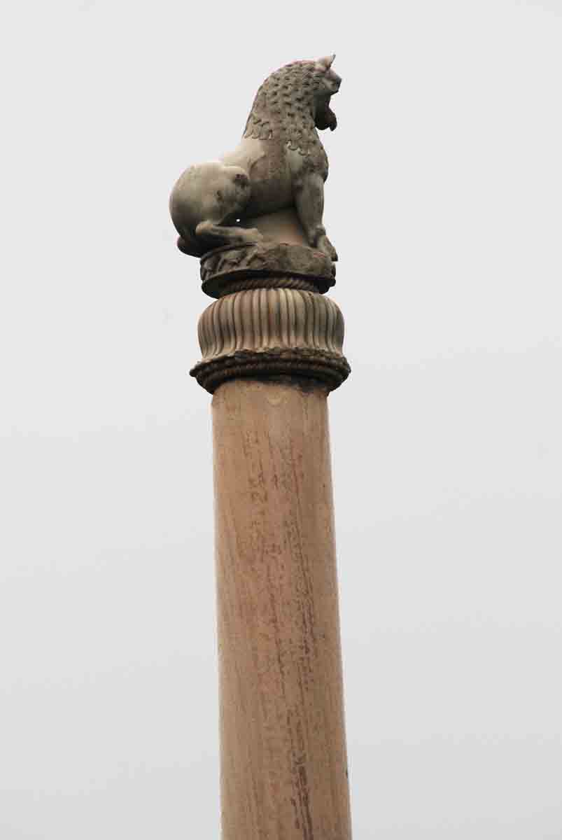Asokan Pillar, Lauriya-Nandangarh, Bihar