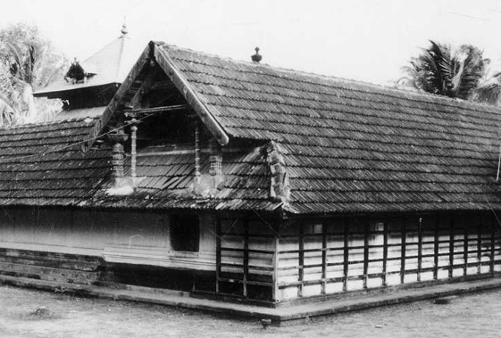 Siva temple, Killikurissi Mangalam, Kerala
