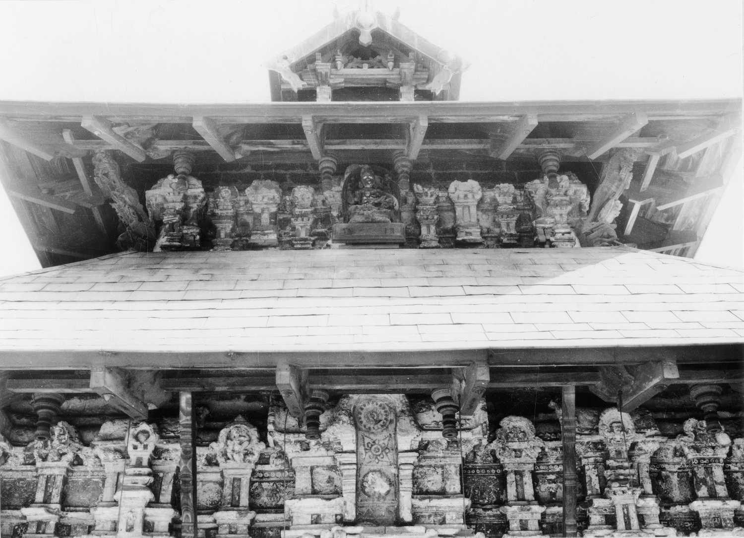 Siva temple, Killikurissi Mangalam, Kerala