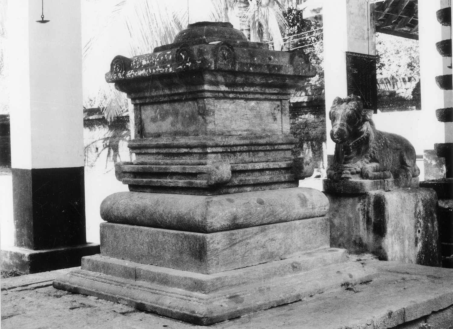 Siva temple, Killikurissi Mangalam, Kerala