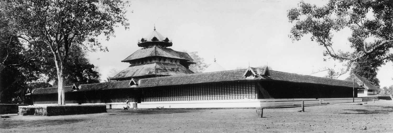 Sri Mahadeva complex, Peruvanam, Kerala