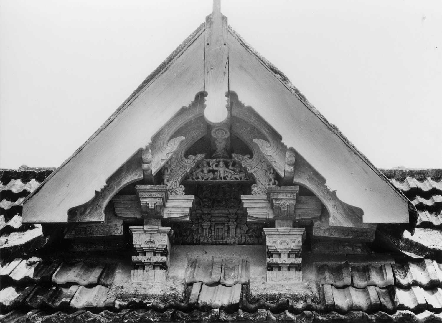 Sri Mahadeva complex, Peruvanam, Kerala