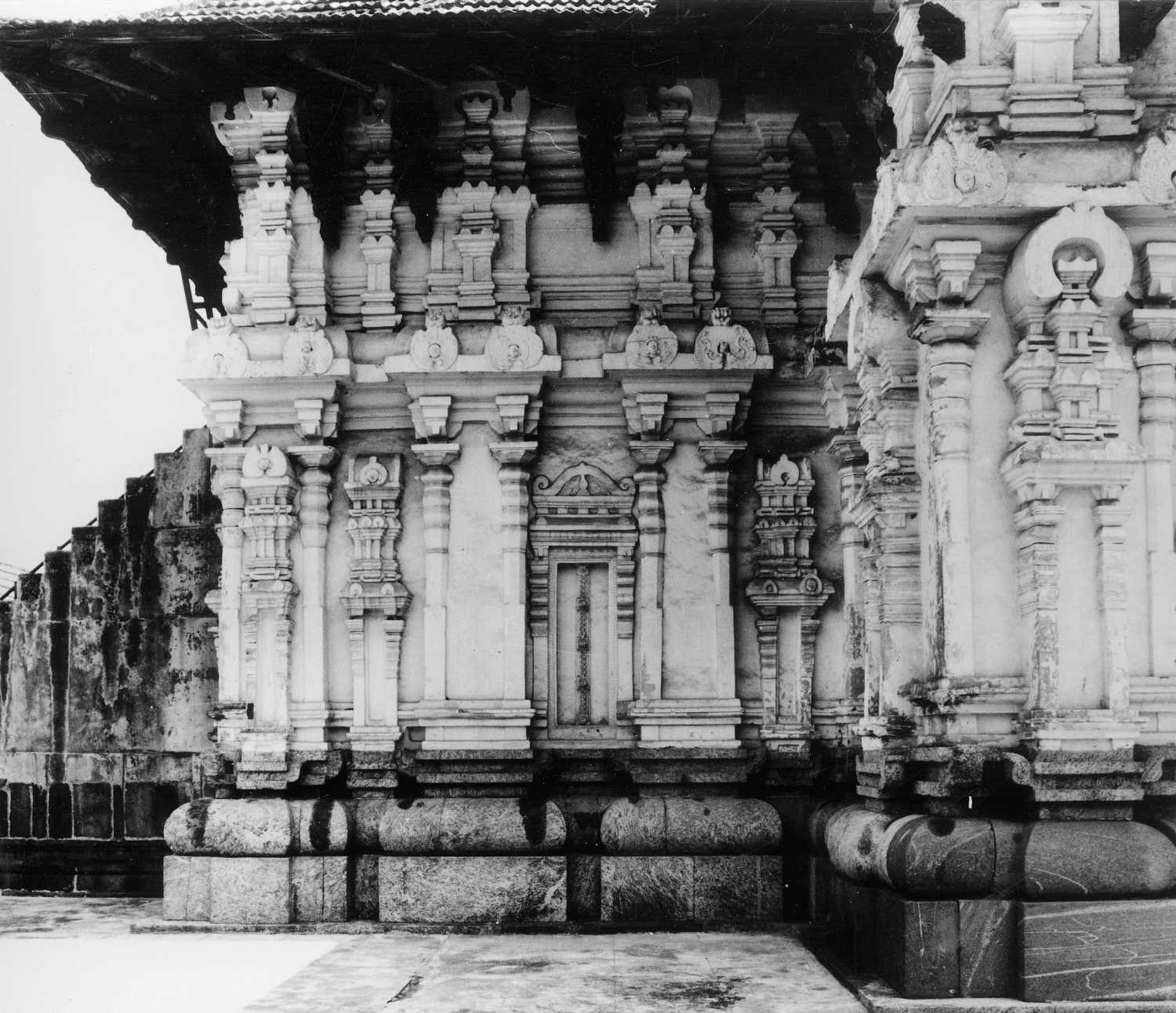 Sri Mahadeva complex, Peruvanam, Kerala