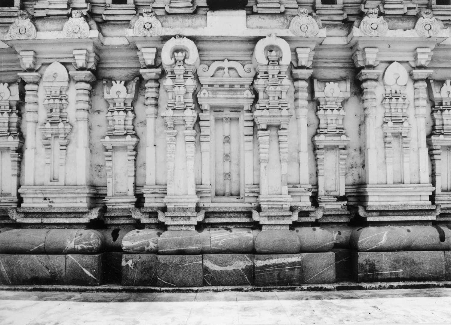 Sri Mahadeva complex, Peruvanam, Kerala