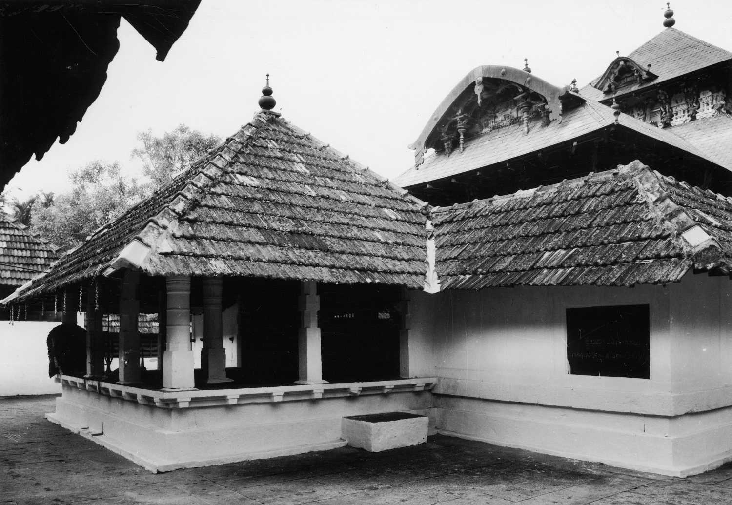 Sri Mahadeva complex, Kazhakkoottam, Kerala