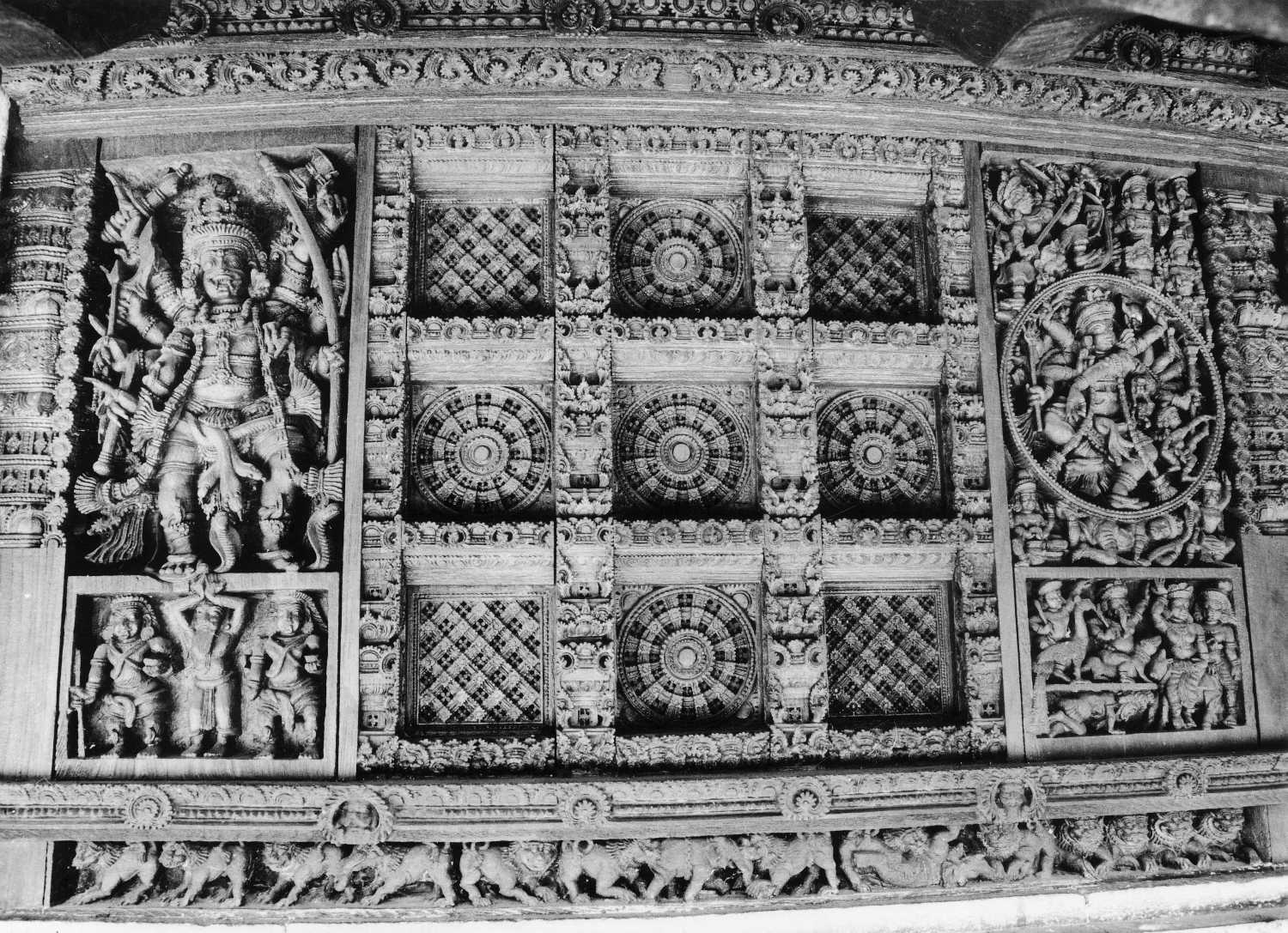 Sri Mahadeva complex, Vazhappally, Kerala