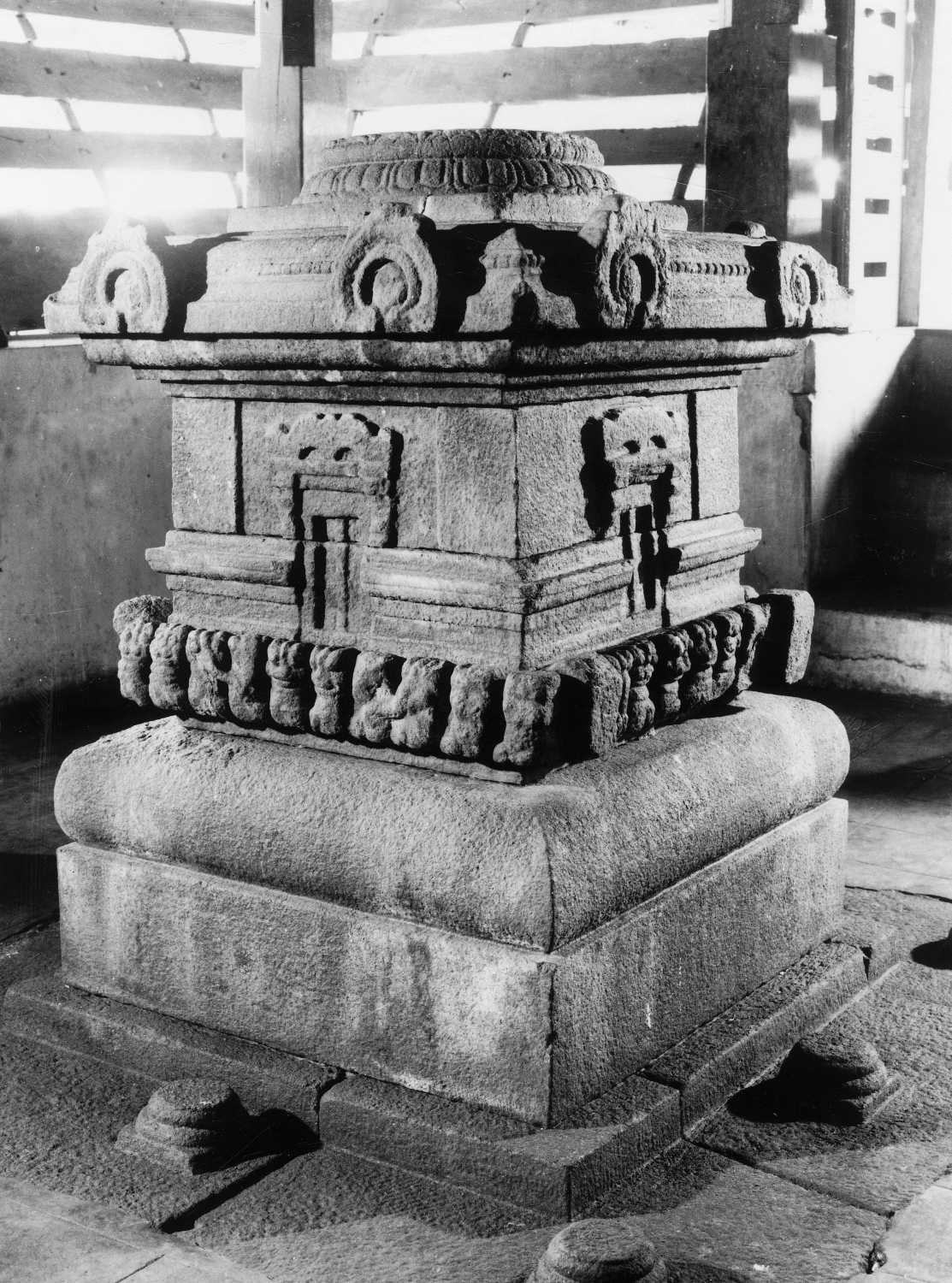 Sri Bhagavathy complex, Cheranallur, Kerala