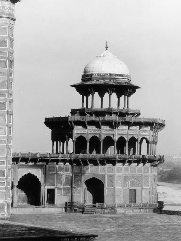 Monuments in Taj Complex, Agra, Uttar Pradesh