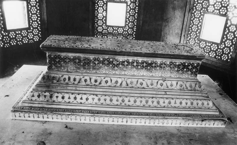 Monuments in Taj Complex, Agra, Uttar Pradesh
