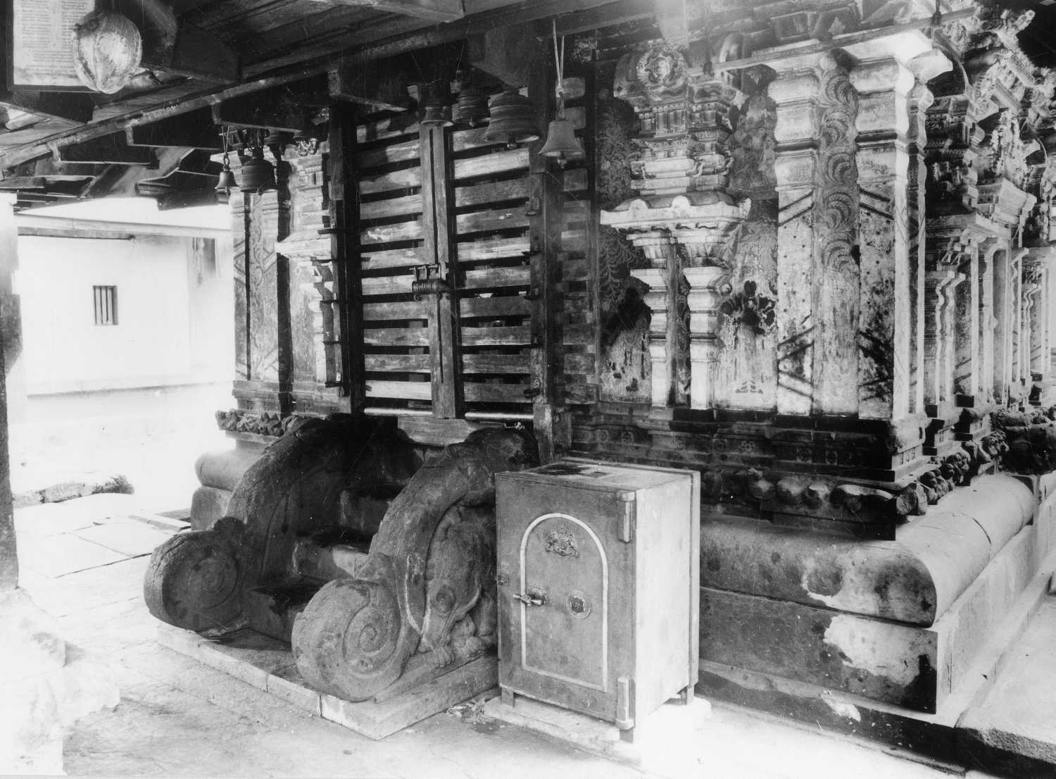 Bhagavati temple, Lokanarkavu, Kerala