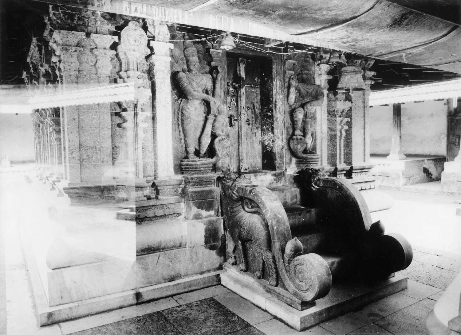 Sri Vishnu temple, Pullur, Kerala